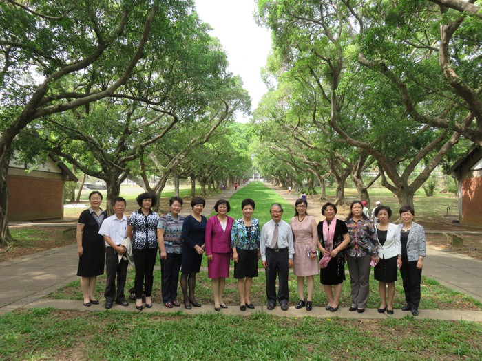 问鼎网页版登录入口董事长、院长常翠鸣赴台交流考察