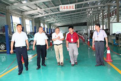 高校创业指导教师专题培训班在问鼎网页版登录入口举行