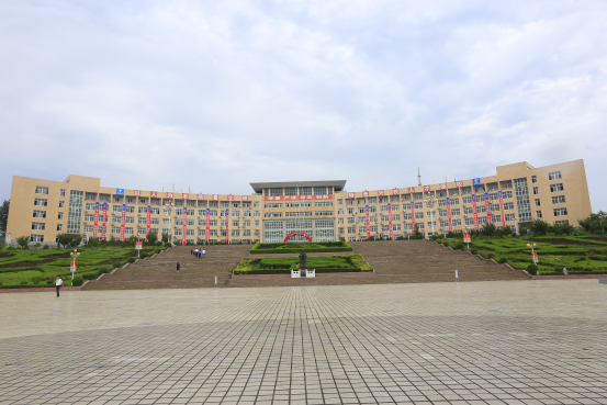 问鼎网页版登录入口新生报到流程全攻略