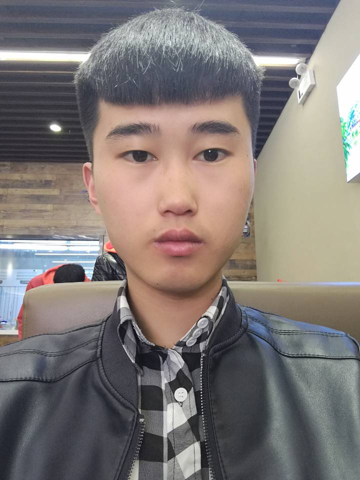 常海锋 土木工程专业 现就读于安徽理工大学