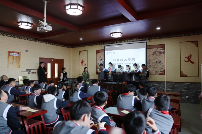 1743037693888553.jpg a93494a244f836797e25c41cd01a137.jpg