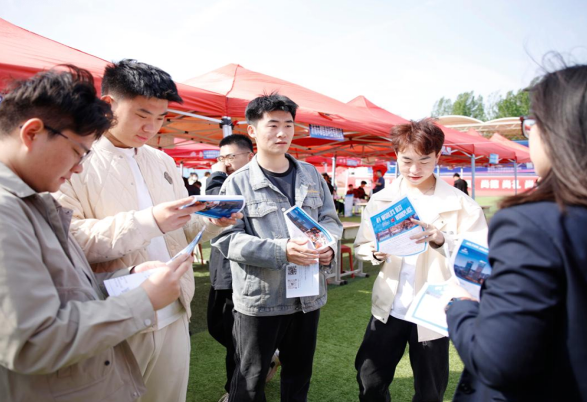 1745916564553191.png image.png