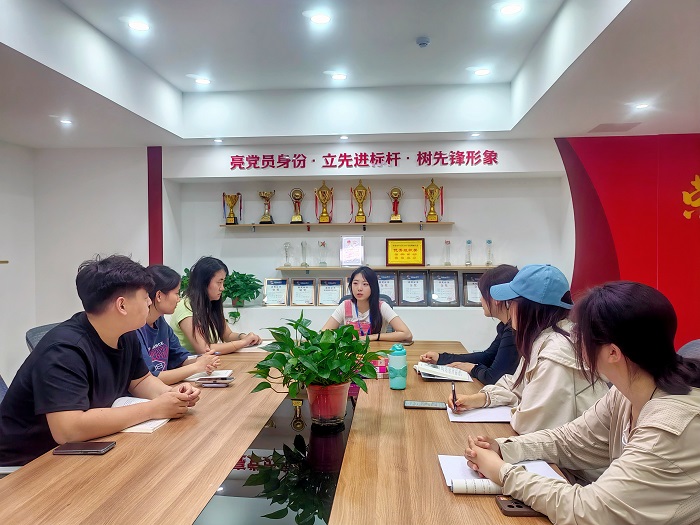 1747708057295239.jpg b1d47df18f14edf11089462cd98f81d.jpg